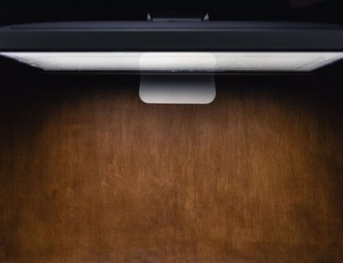 ¿Cuánto ilumina un panel LED?