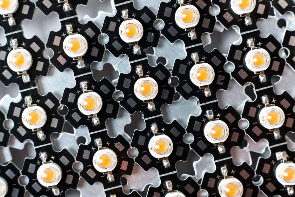 como se fabrican las luces led