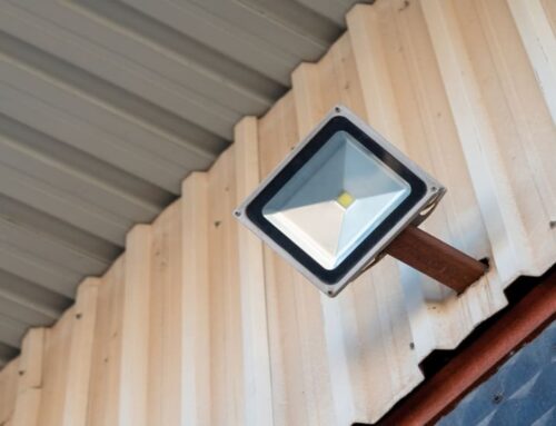 Reflector LED para exteriores: precios y guía de compra para empresas